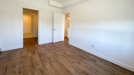 Luxury Living: Brand New 2 Bed + Den Condo The Largest Unit In The Building. - Photo 5