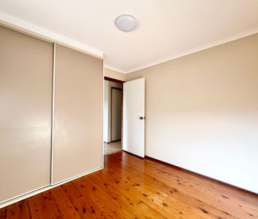 Neat and Tidy Villa in Great Location! - Photo 6