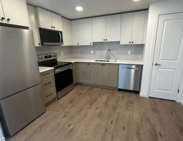 Brand New Legal 1 Bedroom + Den Basement Suite – Alpine Park SW Calgary | Calgary - Photo 1
