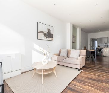 1 Bed Flat, Friary Road, SE15 - Photo 2