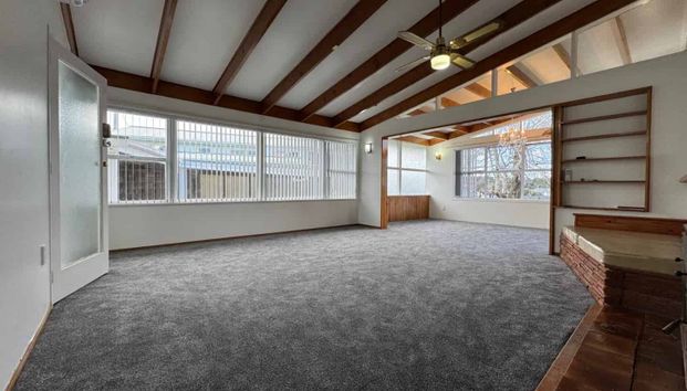 Newly Renovated 3-Bedroom Family Home – Prime Location in Manurewa - Photo 1