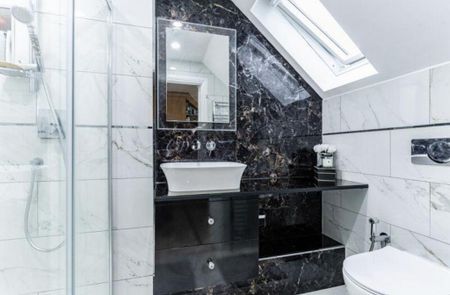 4 bedroom townhouse to rent - Photo 3