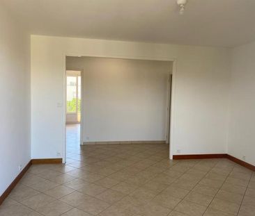 Location Appartement 3 pièces 69m² VALENCE 26000 - Photo 2