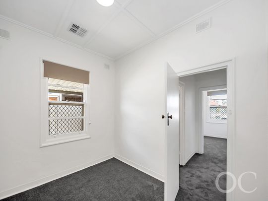Open the Door to Comfort and Convenience on Dunorlan - Photo 1
