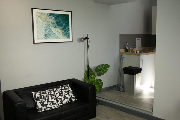 1 bedroom flat to rent - Photo 1