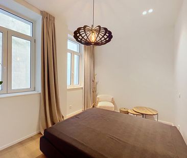 Cinquantenaire: Stunning renovated/furnished 2bed apartment - Photo 3