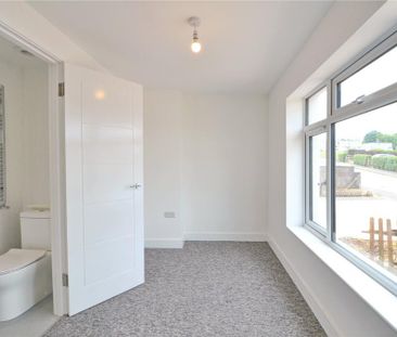 6 bedroom semi-detached house to rent - Photo 2