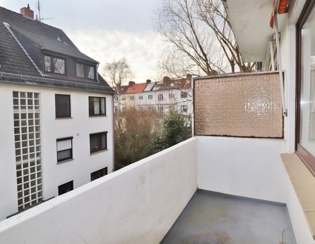 Neustadt, ruhige Lage – Zwei-Zimmer-Apartment mit Balkon! - Photo 1