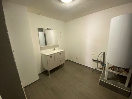 Location Appartement 2 pièces 43m² CREST 26400 - Photo 5