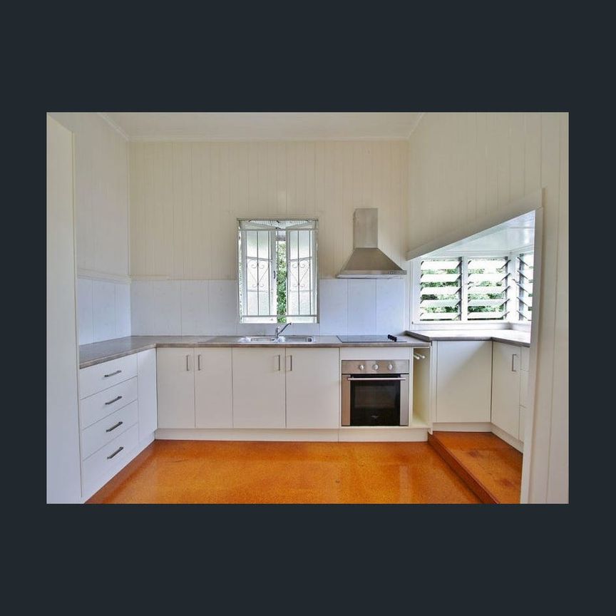 Spacious Home in Great Position - Photo 1