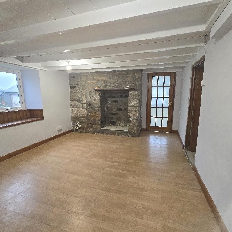 2 bedroom semi-detached house to rent - Photo 1