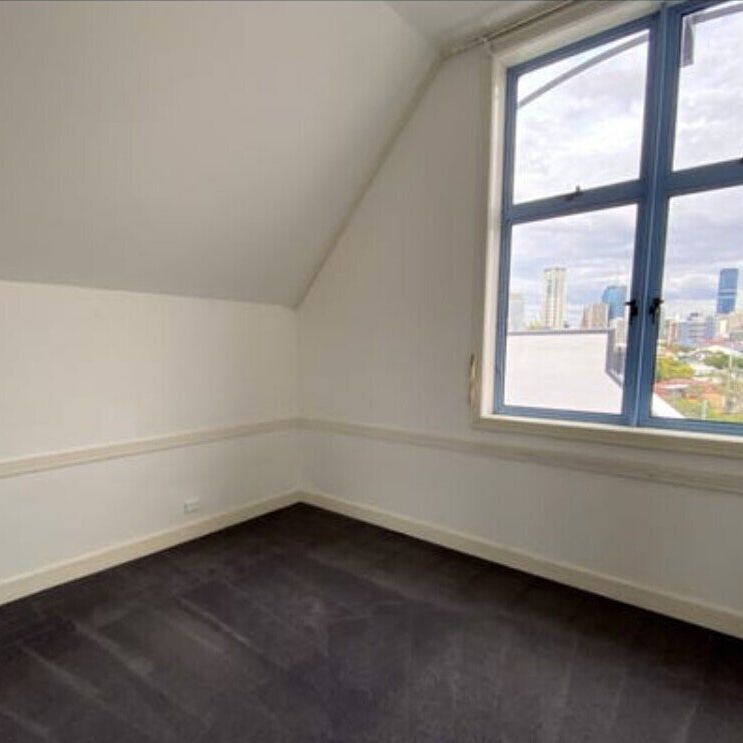 Spring Hill - Photo 1