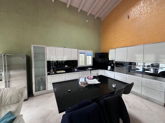 Villa familiale de 4 pièces avec des détails de haute qualité à Payerne - Photo 1