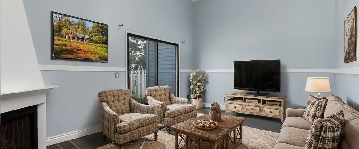 Cozy 2 Bedroom Unit for Lease — 2 Bedrooms Townhouse - Photo 1