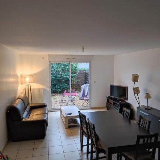 Maison à louer, 3 pièces - LES PONTS DE CE 49130 - Photo 1