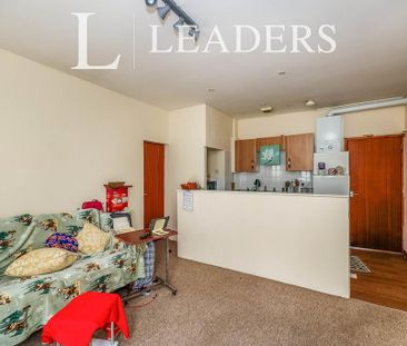 1 bedroom house to rent - Photo 2