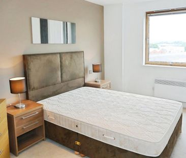 2 bedroom flat to rent - Photo 4