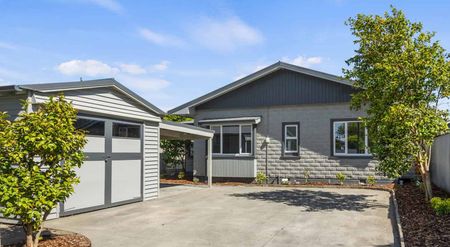 Renovated Family Home in Merivale - Photo 5