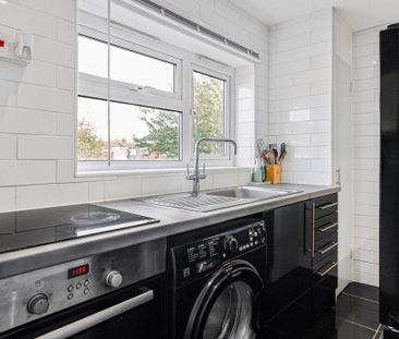 1 bedroom flat to rent - Photo 6