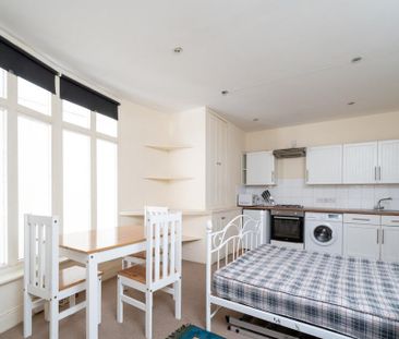 Studio to rent - Photo 4