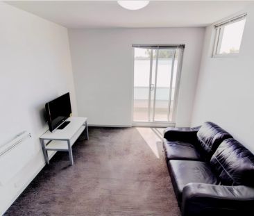 2 Bedroom with balcony style 1 - Photo 1