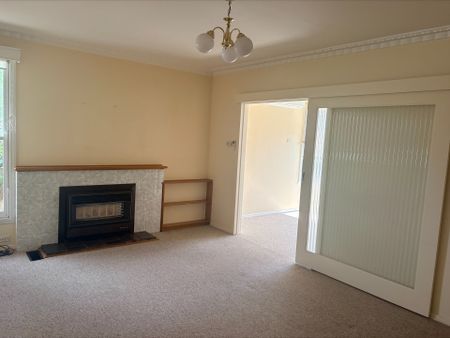 8 Montague Street, Highton, VIC, 3216 - Photo 2