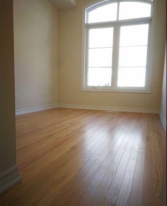 For Lease - 85 Allegranza Avenue, Vaughan, Ontario - Photo 1