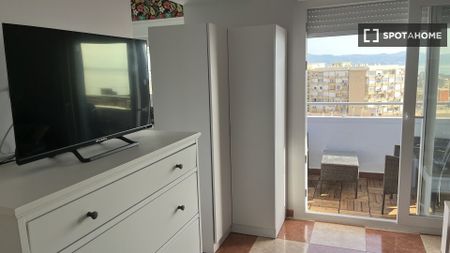 malaga, Andalusia 29620 - Photo 2
