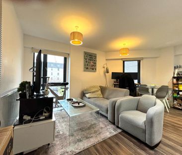 2 bedroom flat to rent - Photo 2