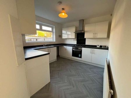 Balmoral Road, Clifton, Swinton, Manchester, M27 - Photo 3