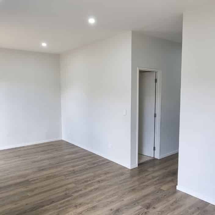 Modern 4-Bedroom Home with Garage – Papakura - Photo 1