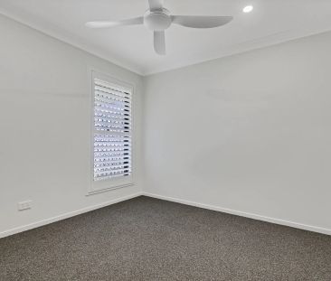 Beautifully Renovated 4-Bedroom Home in Central Maroochydore - Photo 2