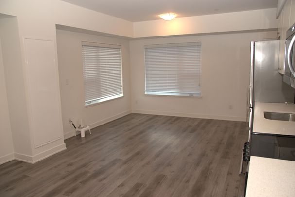 For Lease - 110 Fergus Avenue Unit# 202, Kitchener, Ontario - Photo 1