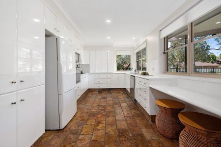 LOW MAINTENANCE LIVING - Photo 4