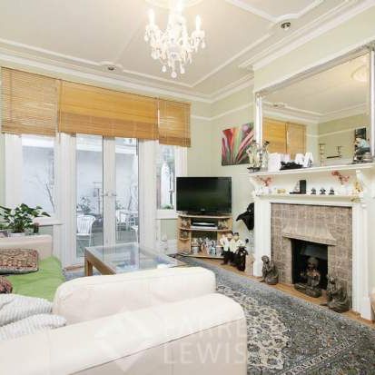 1 bedroom property to rent in London - Photo 1