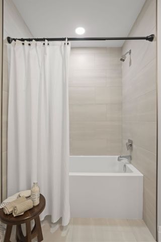 For Lease - 33318 RICHMOND Street Unit# 308, Lucan Biddulph, Ontario - Photo 5