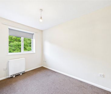 Blake Avenue, Shotley Gate, Ipswich, IP9 1RL - Photo 2