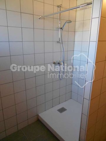 MAISON MITOYENNE MONTEUX CENTRE-VILLE T4 AVEC UN EXTERIEUR ET UN GARAGE, - Photo 4