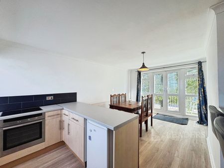 3 bedroom maisonette to rent Baxter Row, Dereham, NR19 - Photo 2