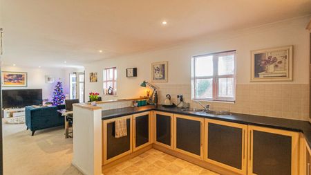Bourchier Way, Grappenhall Heys, Warrington, WA4 - Photo 2