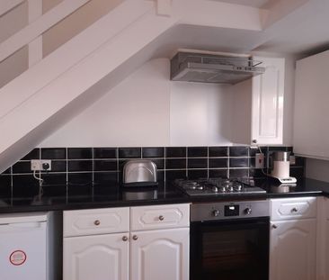 2 Bed Maisonette, Holly Park Road, N11 - Photo 6