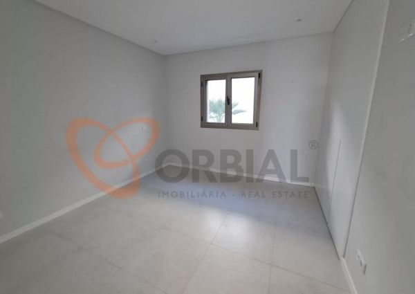 Apartamento T3 em Faro