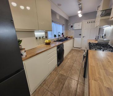 1 bedroom semi-detached house to rent - Photo 6