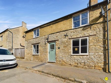 2 bedroom semi-detached house to rent - Photo 2