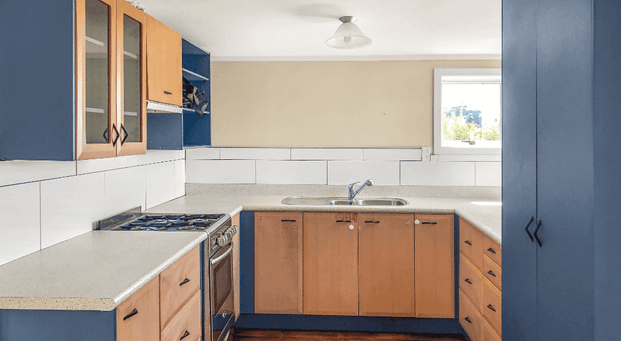 SPRINGVALE - 3 BEDROOMS - Photo 1