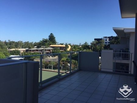 2 Bed 2 Bath Funished Apartments - Modern, spacious and close to all amenities! - Photo 4