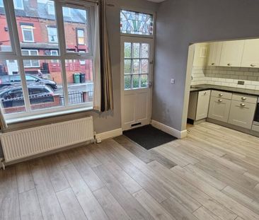Brown Hill Avenue, Leeds, LS9 6DY - Photo 3