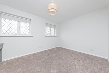 2 bedroom terraced house to rent - Photo 5