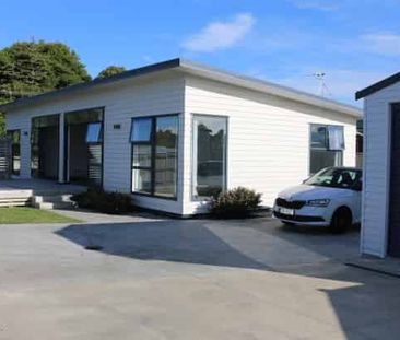 Spacious 4-Bedroom Home for Rent – Prime Feilding Location - Photo 3