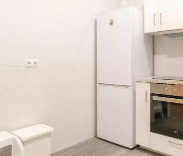 Room in a shared 5-bedroom apartment for rent in Justicia - Foto 3